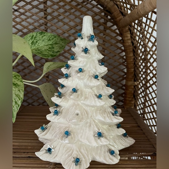 Vintage Ceramic Christmas Tree - Picture 11 of 14